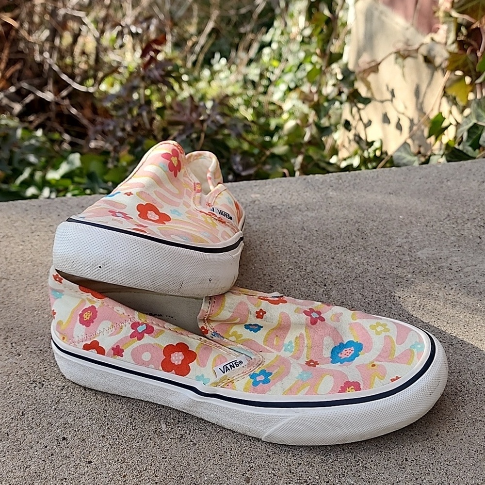 Vans Slip-On Floral Canvas Sneakers in Pink, Blue, Red, Yellow - Picture 2 of 7